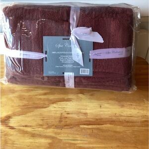 Amrapur 6 Piece Solid Standard Towel Set Red 5CFLTL6G-RED-ST